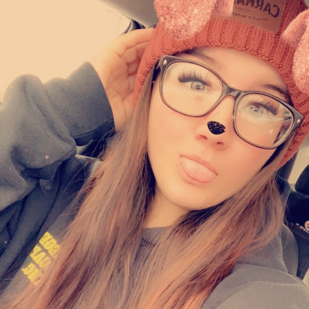 Meet your Posher, Tera